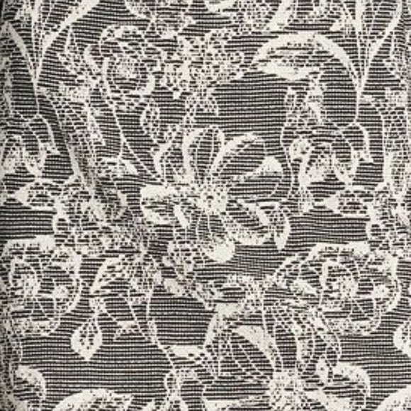 Tommy Hilfiger Women's shadown Knit Bell Sleeve - Picture 4 of 7